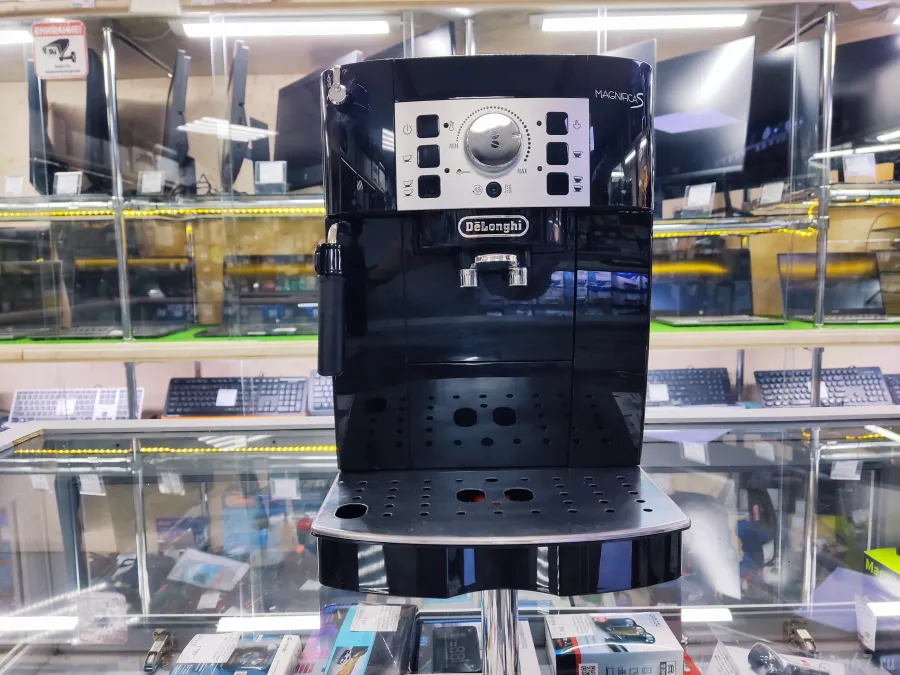  De'Longhi Magnifica S ECAM 22.110