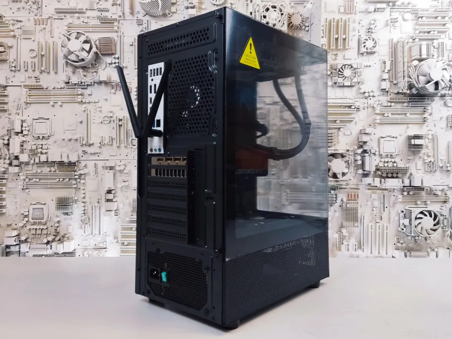   Ultra7 265kf/32gbDDR5/RTX5060/SSDm2 1Tb/700w