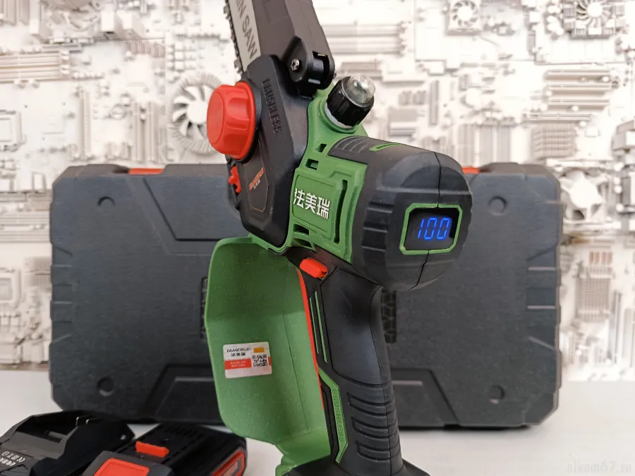 ���� �������������� ������  FFD009 8-�������� 2��� 2.0A ��