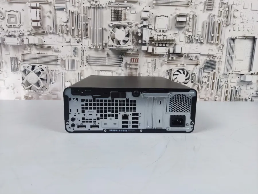   Rysen 3 Pro 2200G/8Gb/ssd 240
