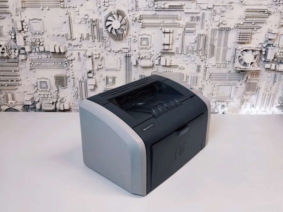  HP LaserJet 1015 4, USB, Q2612A (2000 c.)